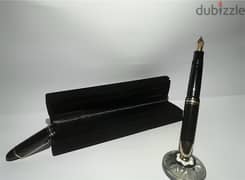 Montblanc pen + pen stand قلم مونتبلانك + حامل القلم 0