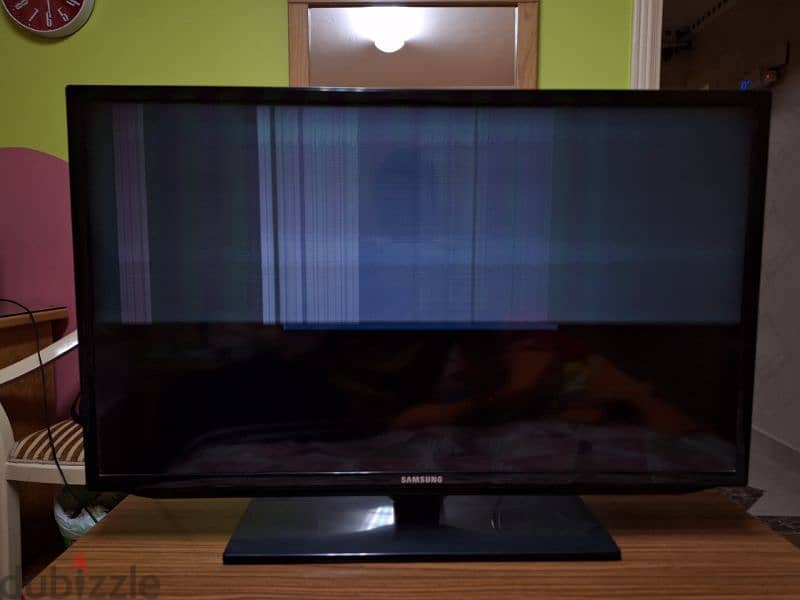 Samsung 32 inch TV 1