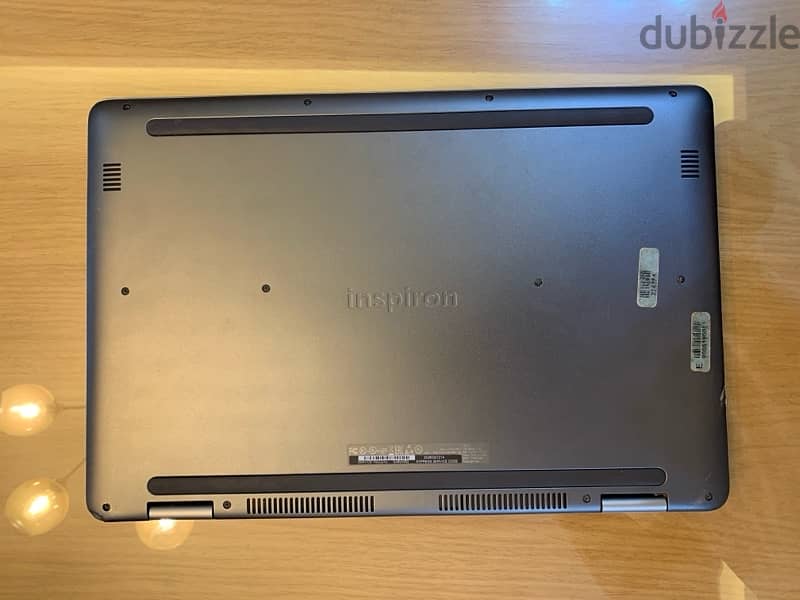 Dell inspiron 17 - 7000 Series 1