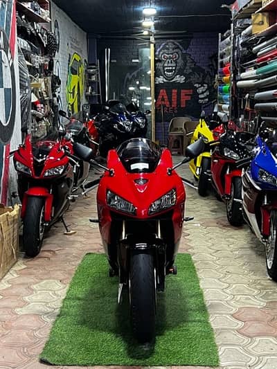 Honda CBR 600 RR 2006 رخصه ٣  سنين وارد المانيا