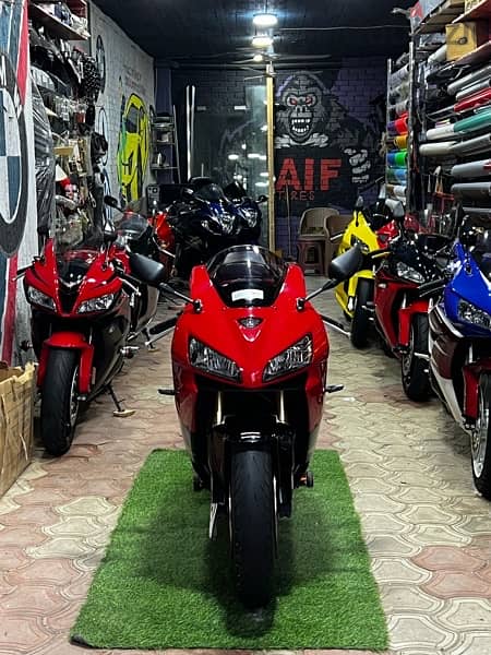 Honda CBR 600 RR 2006 رخصه ٣  سنين وارد المانيا 0