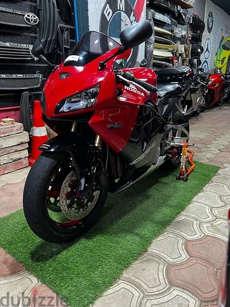 Honda CBR 600 RR 2006 رخصه ٣  سنين وارد المانيا 5