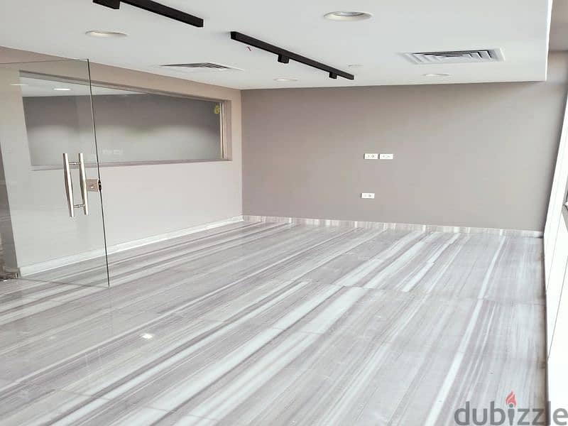 azad (business lounge) office 70sqm fully finished for rent 3