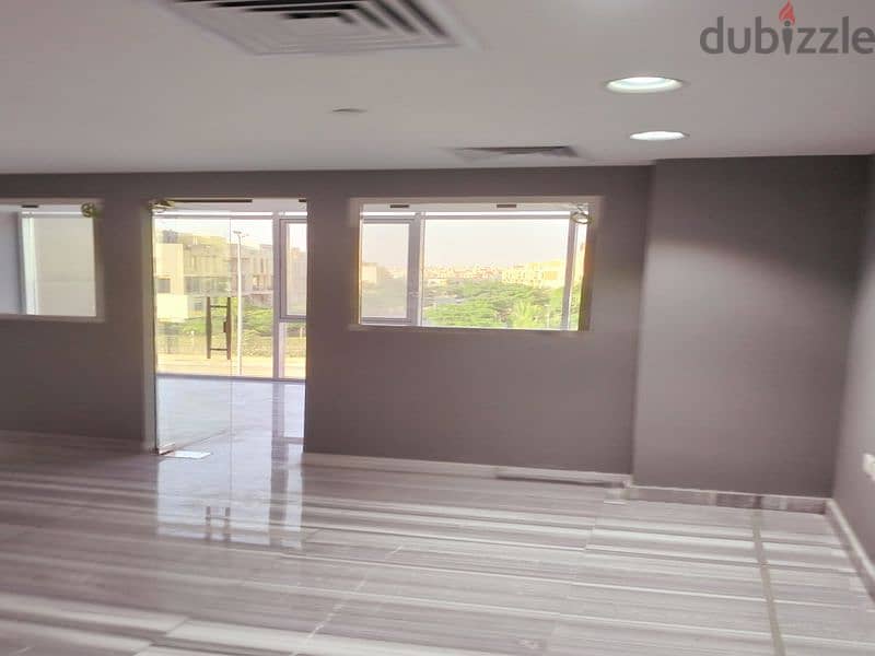 azad (business lounge) office 70sqm fully finished for rent 5