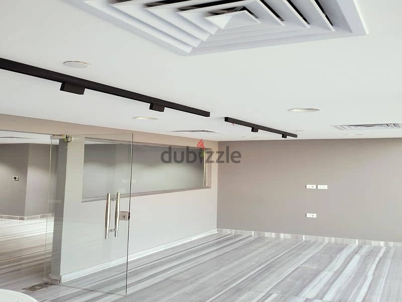 azad (business lounge) office 70sqm fully finished for rent 13