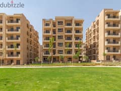Garden duplex for sale in Taj City Compound, prime location in the most distinguished phases of the compound, with a 40% discount