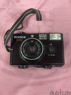 كاميرا Konica قديمة