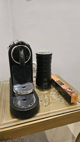 Nespresso Citiz Coffee Machine by Delonghi - Slightly used, almost new 2