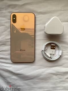 iphone xs gold 256 giga with box and charger(Xs) اكس اس