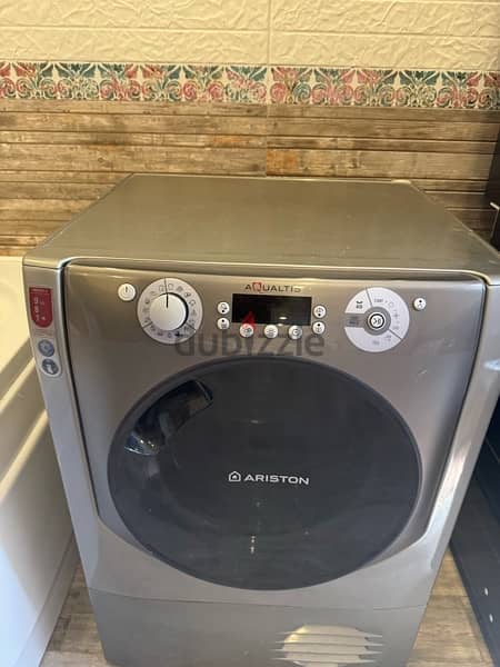 Ariston Dryer 9 Kg 1