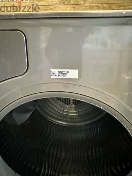 Ariston Dryer 9 Kg 4