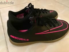 NIKE original female football shoes