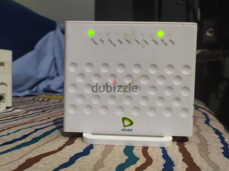 3 اجهزة راوتر اتصالات فيهم واحد VDSL شغالين وينفعوا أكسيس بوينت 3