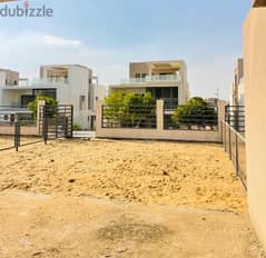 town villa260m fifth square almarasem تاون م المالك المراسم فيفث سكوير 0