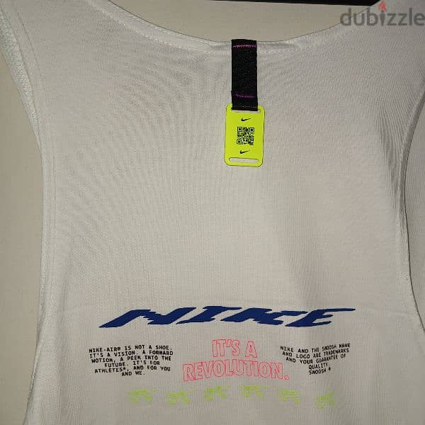 NIKE Cut Tshirt with logo Size S NEW Original 2