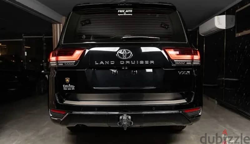 Toyota Land Cruiser 2023 VXR Twin Turbo 8