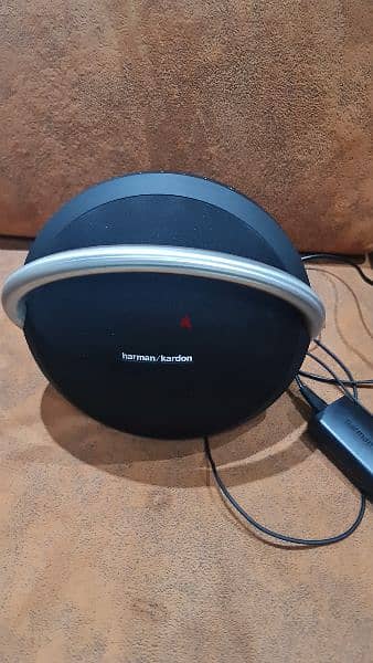 Harman Kardon Onyx . Bluetooth Speaker System. 1