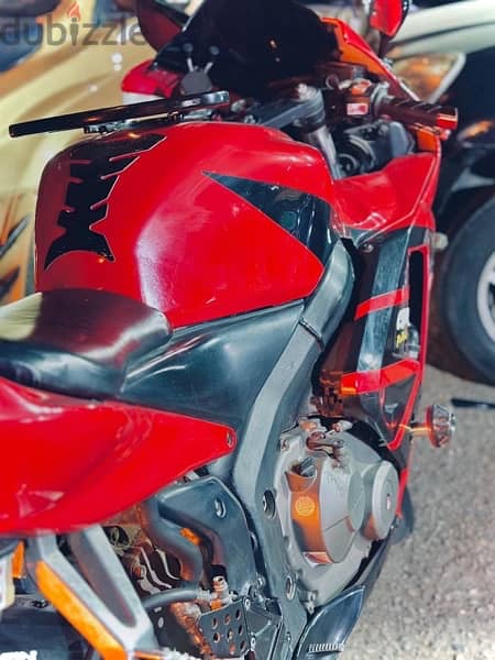 600 rr للبيع 2