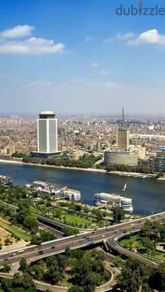 I own a 40 sqm studio in Rif de Nile Towers, immediate receipt, finished, with air conditioners and furnishings, first row on the Nile Campus, in inst