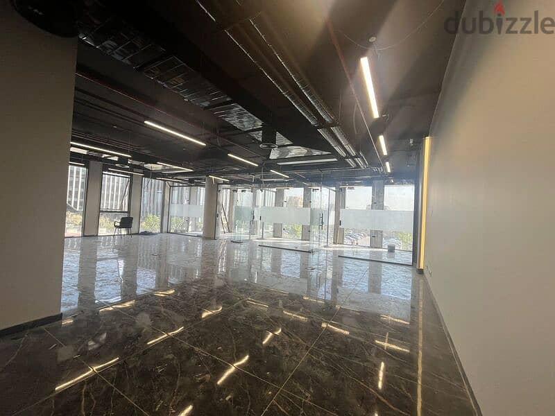 Office space 189 sqm in  Eastown Sodic 4