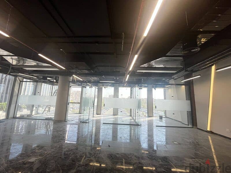 Office space 189 sqm in  Eastown Sodic 5