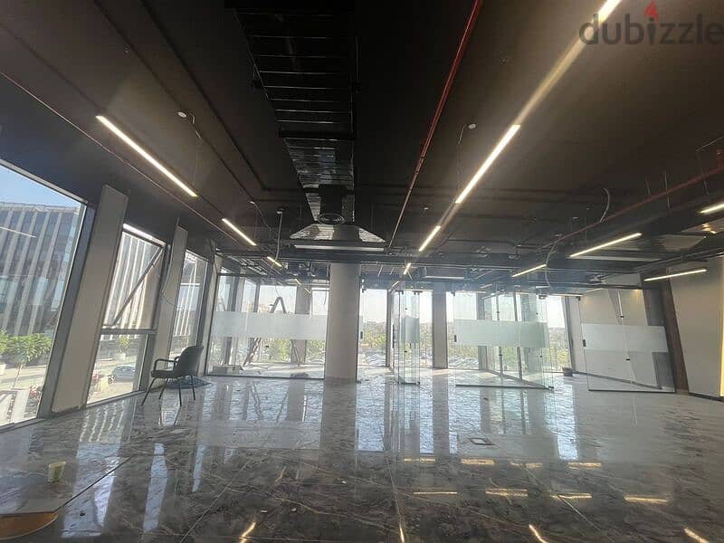 Office space 189 sqm in  Eastown Sodic 7