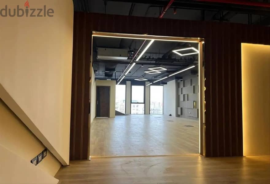 Office space 224 sqm in Sodic Eastown 10