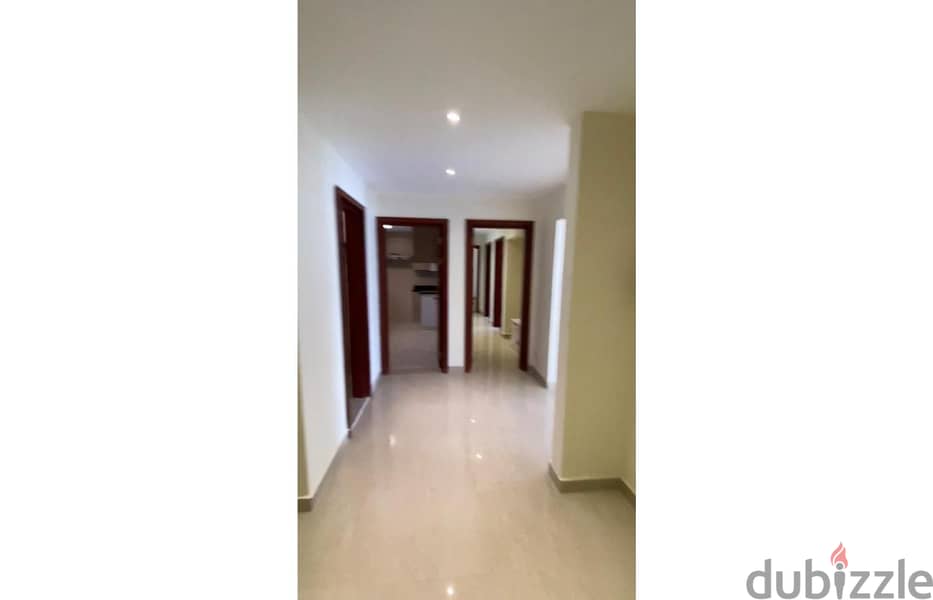 apartment 195m semi furnished for rent hyde park New Cairo 1