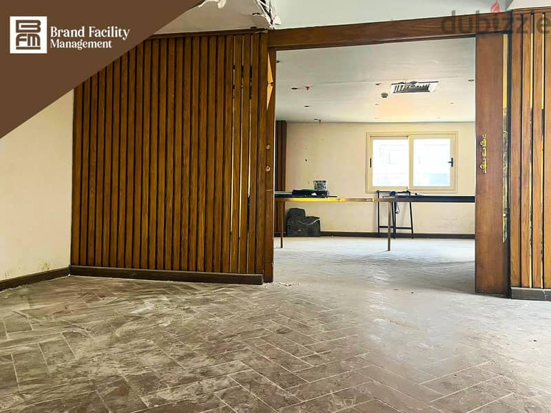 مكتب متشطب واجهة على شارع التسعين الشمالي التجمع الخامس مقر إداري للايجار Office for rent in 5th settlement 10