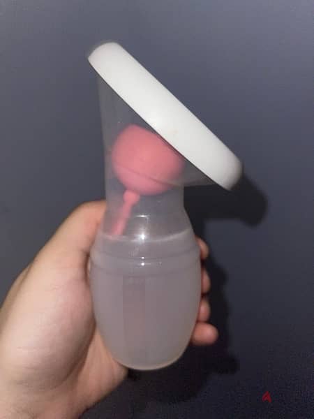 شفاط لبن يدوى  breast pump 2