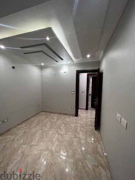 شقةبيع في مدينتي ١١٦م تشطيبات خاصه   Apartment for sale in 1