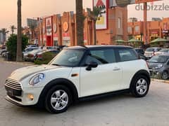 ميني كوبر 2018/MINI Cooper  بحاله ممتازه 0