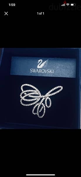 Swarovski brooch بروش شوراڤسكي