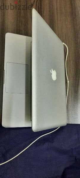 Macbook 2011 core i5 5