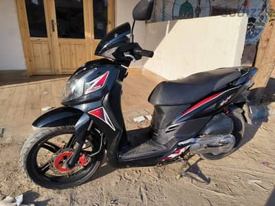 سكوتر sym Sr 200cc