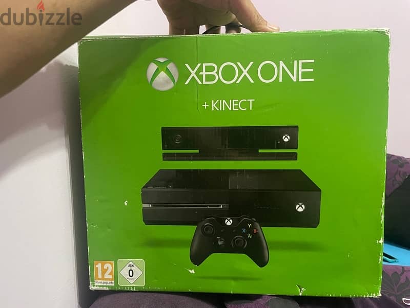 Xbox one 500G + kinect + controller + 6 CD 12