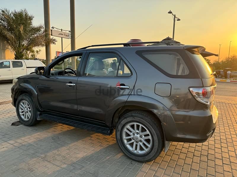 Toyota Fortuner 2012 تويوتا فورتشنر 5