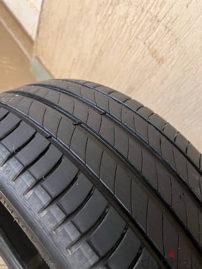 عدد ١ كوتش ميشلان مقاس ١٨  Michelin