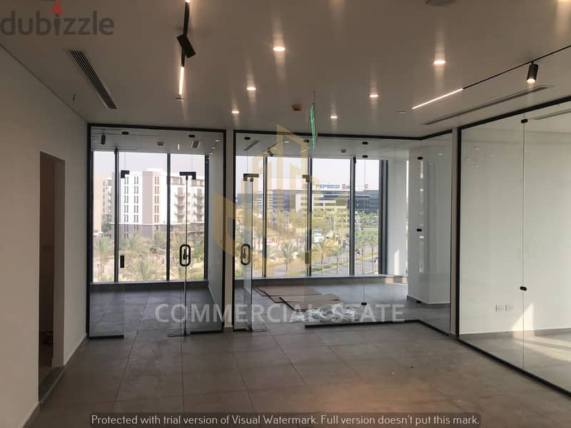 Finished Office for Rent 154m-CFC-مكتب جاهز للايجار في كايروفستيفال 2