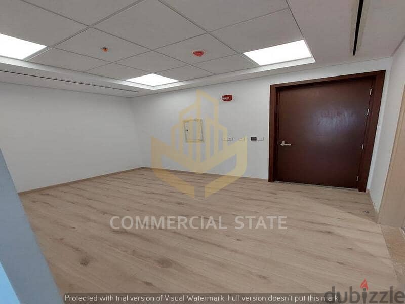 Finished Office for rent at CFC 95m-مكتب جاهز للايجار في كايروفستيفال 4