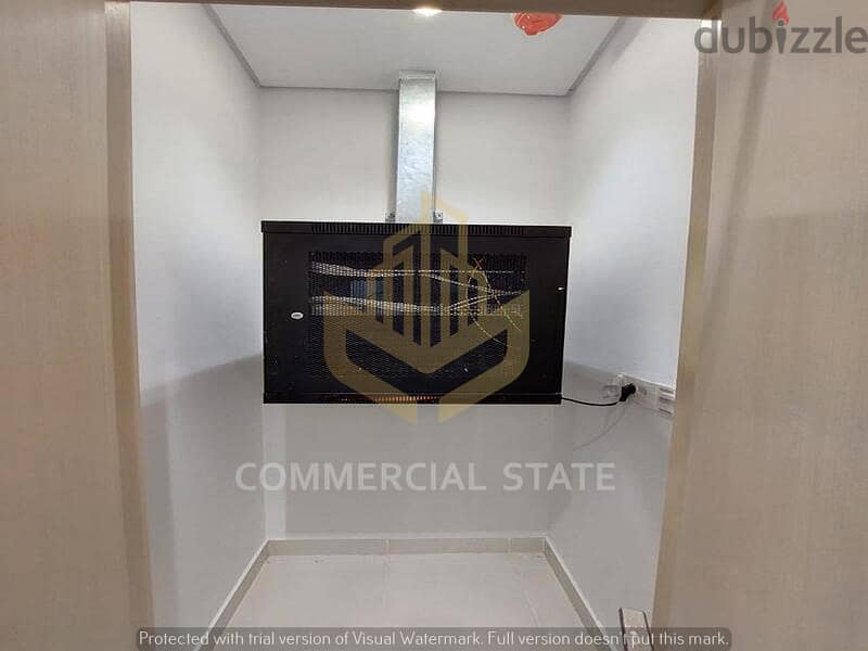 Finished Office for rent at CFC 95m-مكتب جاهز للايجار في كايروفستيفال 6