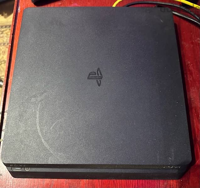 PlayStation 4 Slim - 1 TB 1