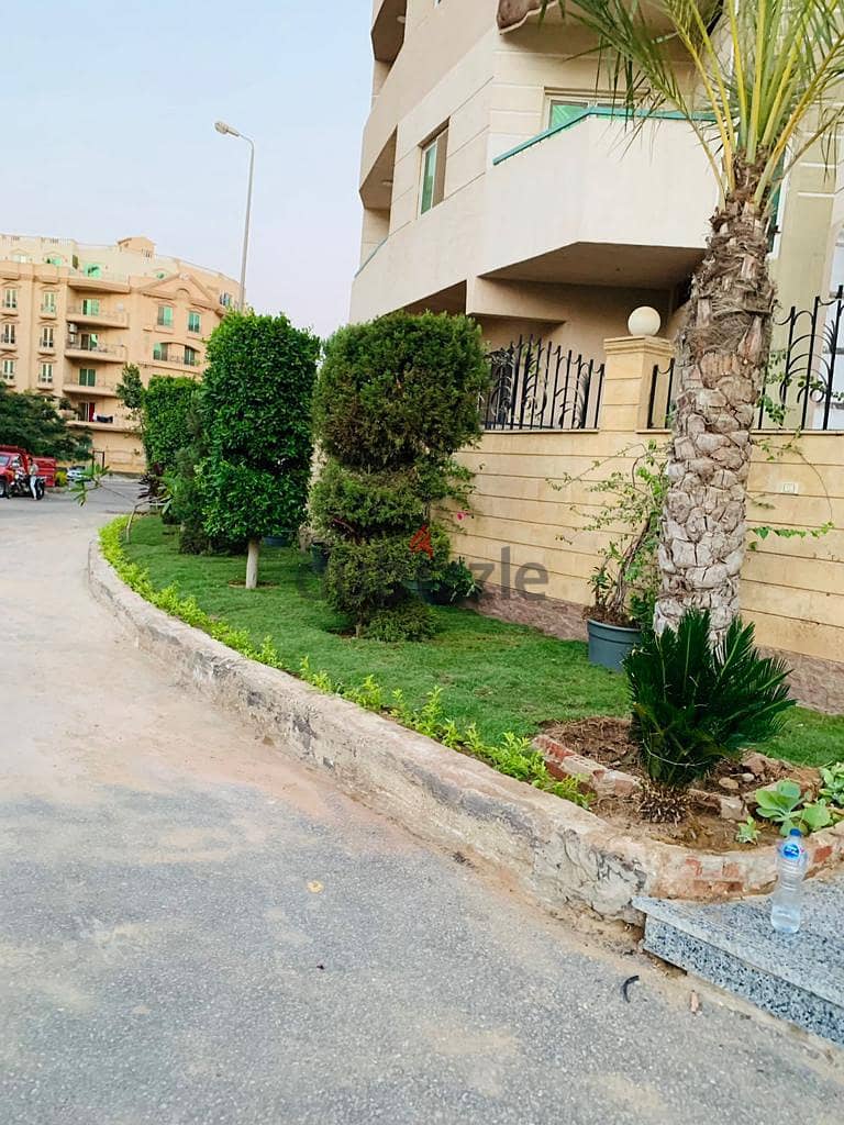 Apartment for sale Ultra super luxe Ready to Move in Al Banafsaj Buildings 175 sqm 3