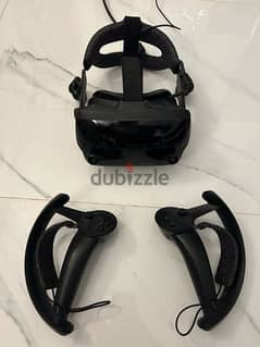 Valve Index VR Headset + Controllers + Base Stations