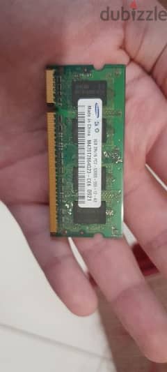 1gb ram laptop