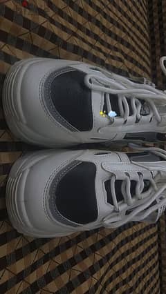 shoes فتاة أو صبي 0