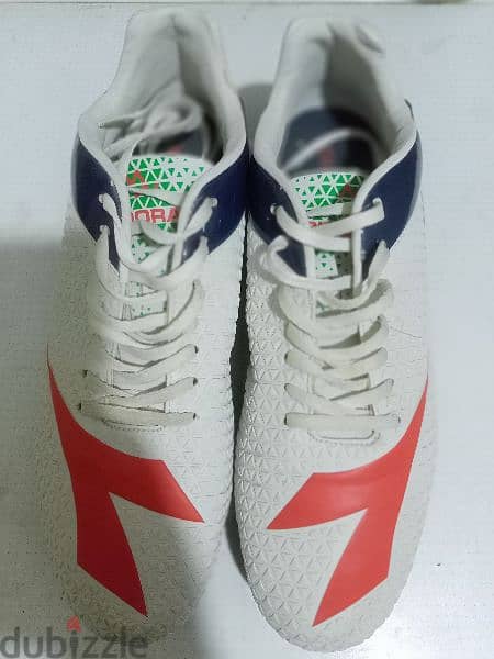 original diadora football shoes جزمة كورة ديادورا اصلية 1