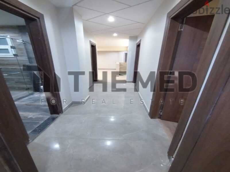 Apartment for sale with open view, ready to move, in the Ninth District, Sheikh Zayed 6