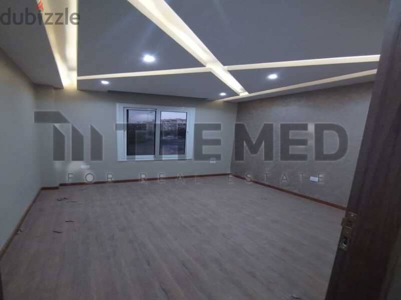 Apartment for sale with open view, ready to move, in the Ninth District, Sheikh Zayed 8