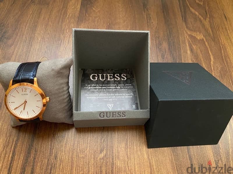 Guess brand new W0922G7 2